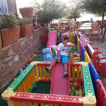 Otel Gökceada ımbros Organik İmroz